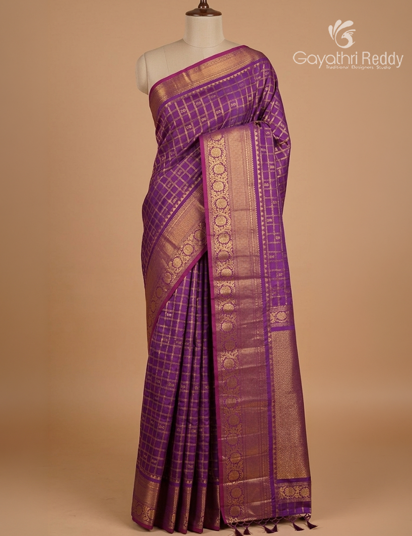Pure Gadwal Silk Saree in Deep Magenta
