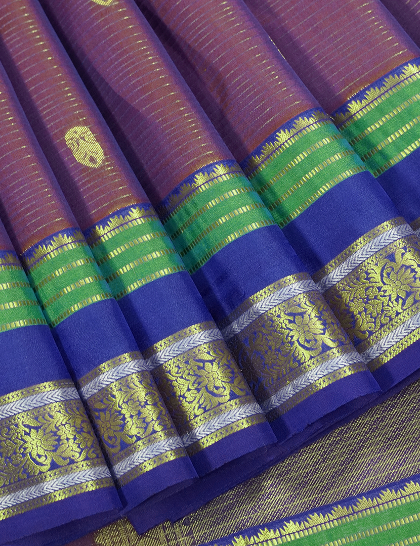 Pure Kanchipuram Silk Vintage Saree in Dual Tone of Wine  and Dark Blue