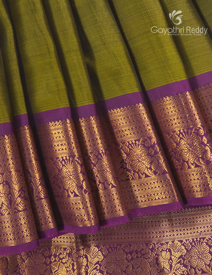 Pure Kanchipuram Silk Saree in Mehendi Green and Purple