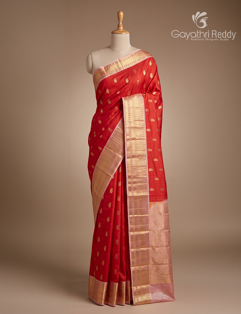 Pure Kanchipuram Silk Saree in Red and Baby Pink
