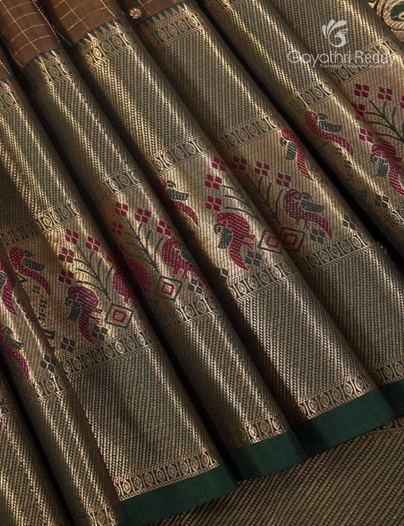 Pure Kanchipuram Vintage Silk Saree in Brown and Green