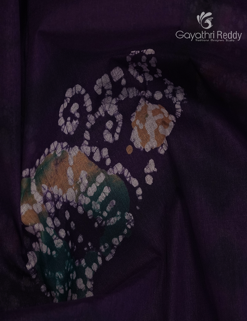 Cotton Batik Print Saree in Aubergine
