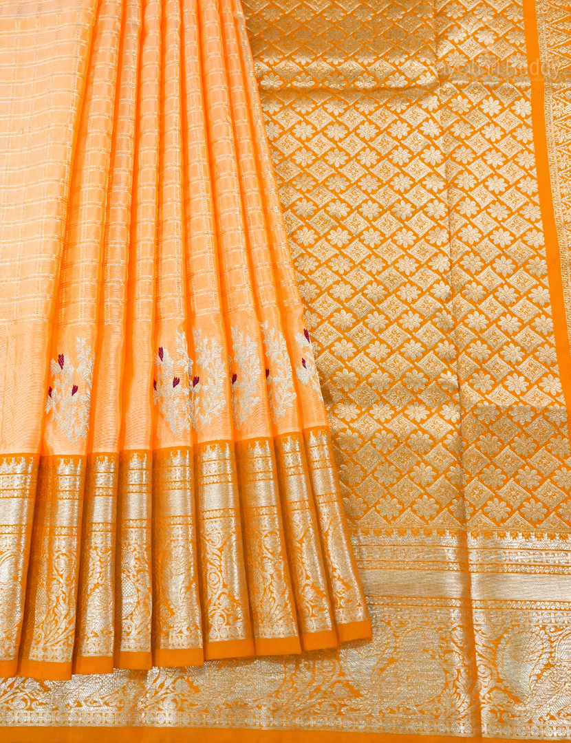 PURE VENKATGIRI PATTU-VP1139