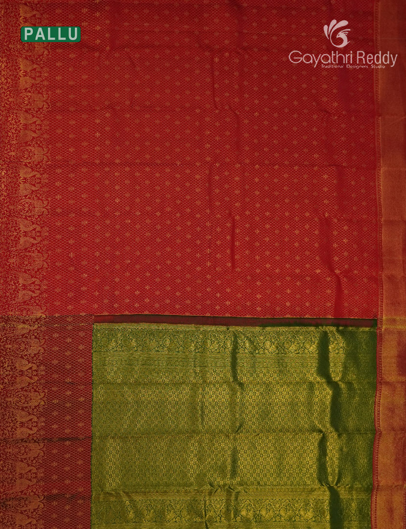 Pure  Kanchipuram Silk Saree in Bridal Red (Butta Pattern )