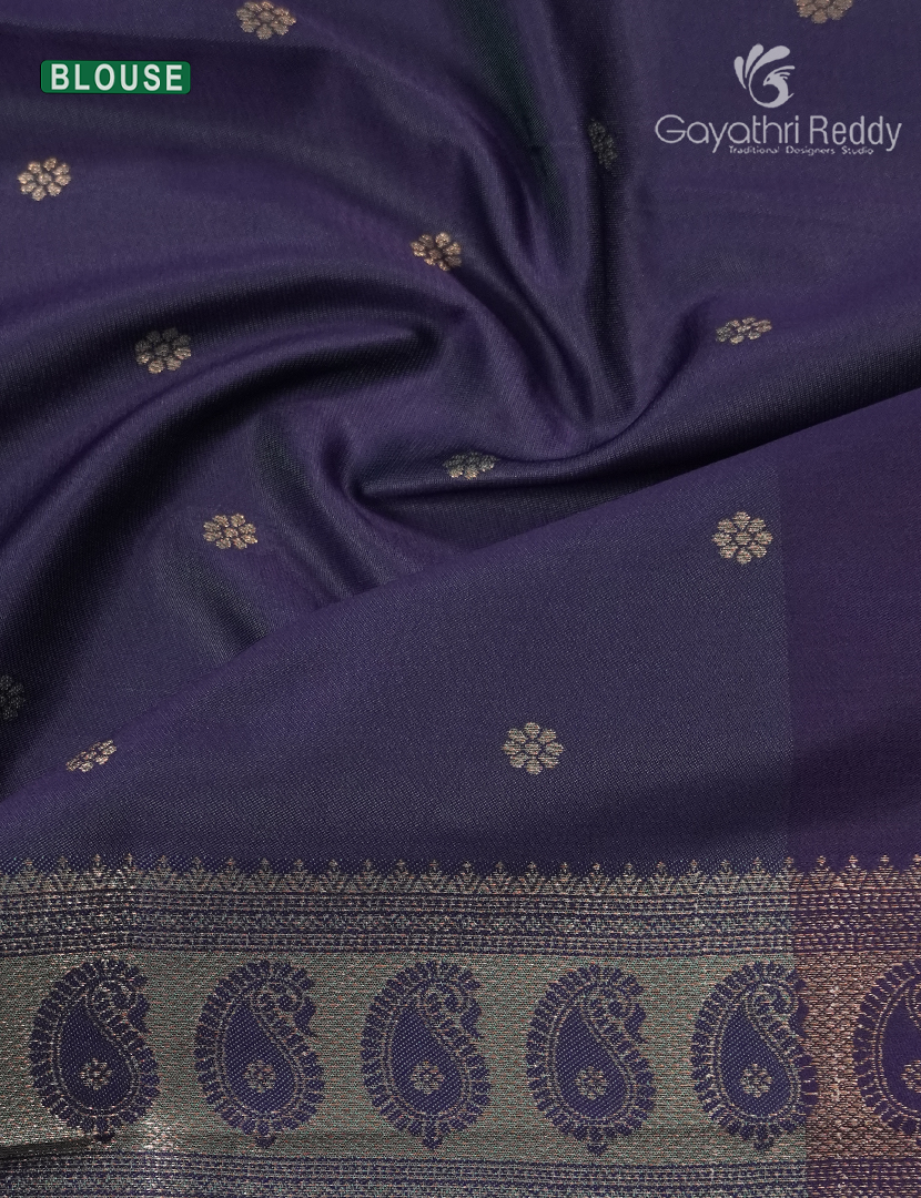 Semi Kanchipuram Art Silk Saree in Deep Rama Green