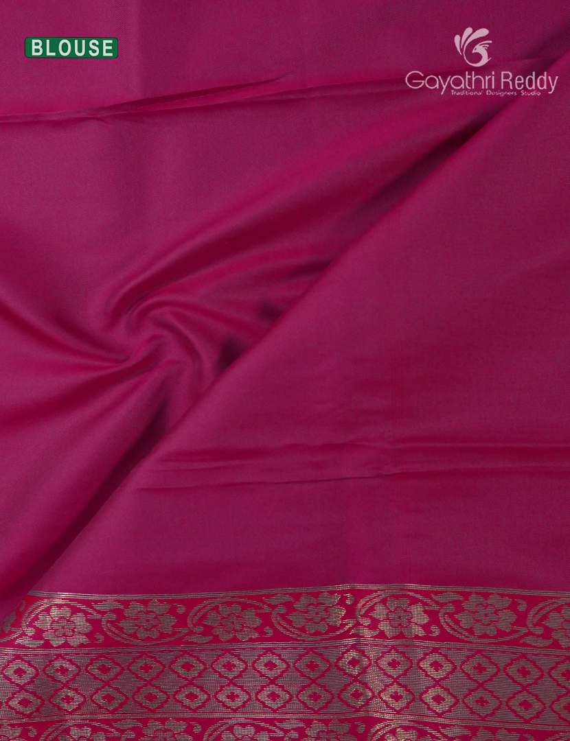 Semi Kanchipuram Art  Silk Saree in Deep Peacock Green and Deep Pink