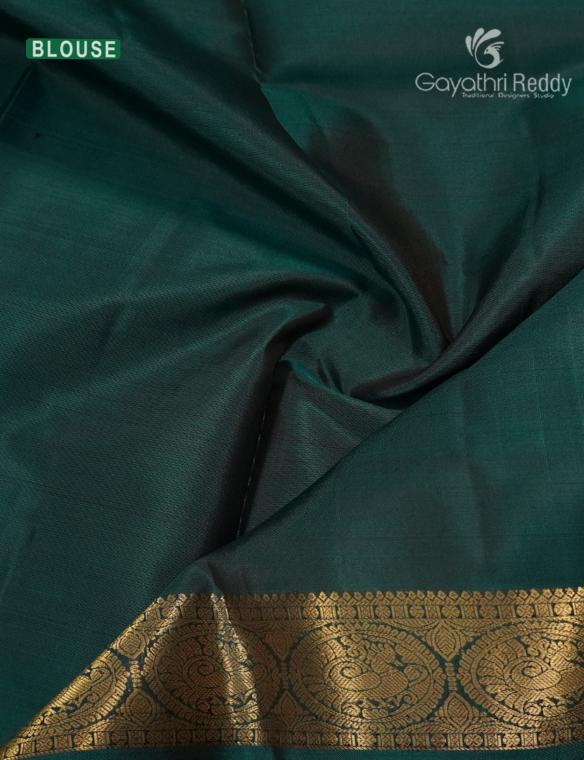 Pure Kanchipuram Silk Saree in Deep Brown and Deep Peacock  Green