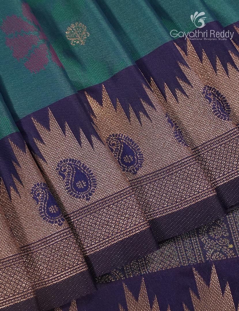 Semi Kanchipuram Art Silk Saree in Deep Rama Green