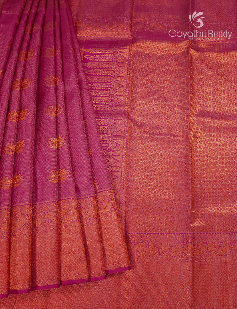 Pure  Kanchipuram Silk Saree in Rose Pink ( Butta Pattern )