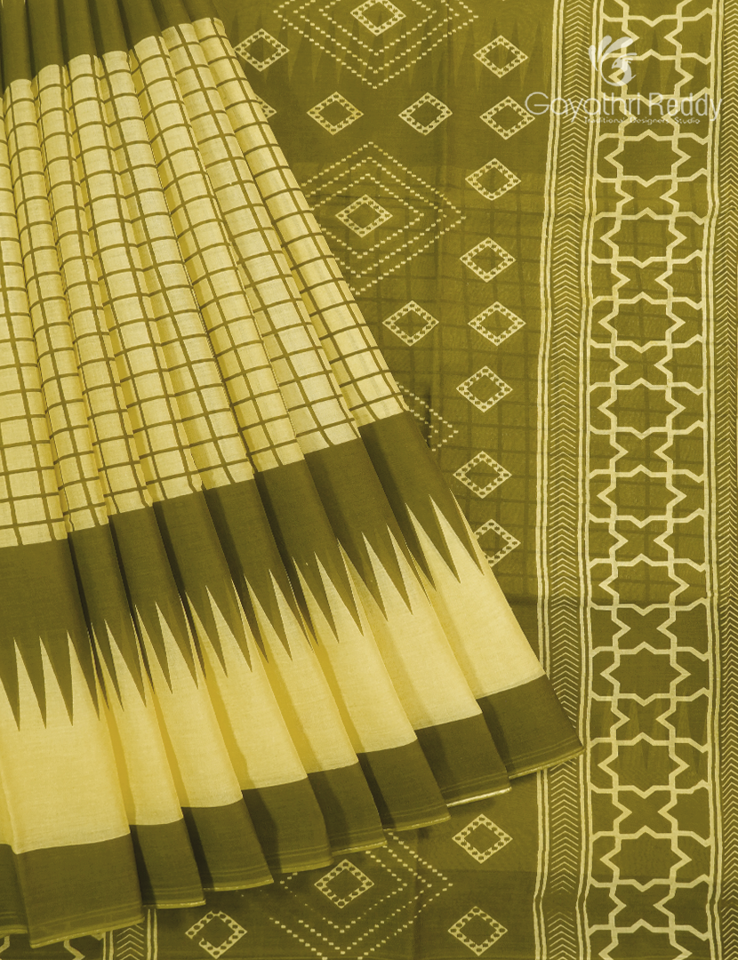 Pure MulMul Cotton Saree in Lime Green and Mehendi Green