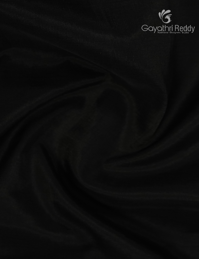 Pure Mangalagiri Langa Voni Set in Black