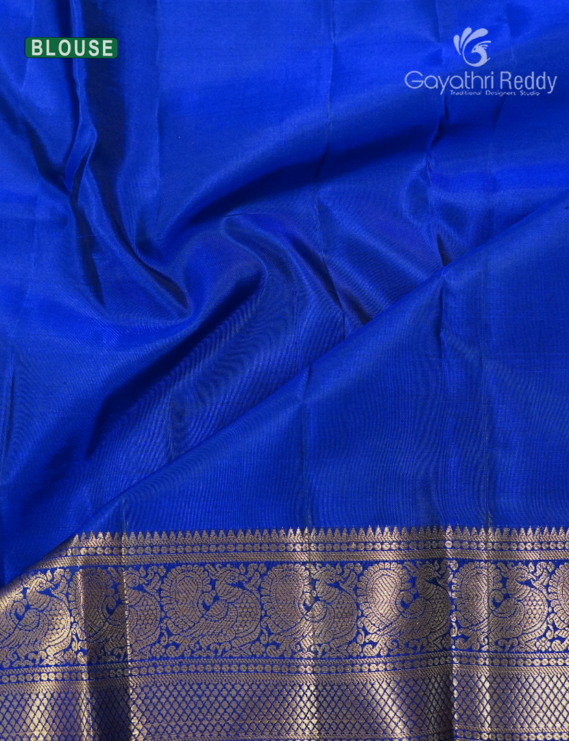 Pure Kanchipuram Silk Saree in Olive Green and  Royal Blue(Medium Borders )-KP8774