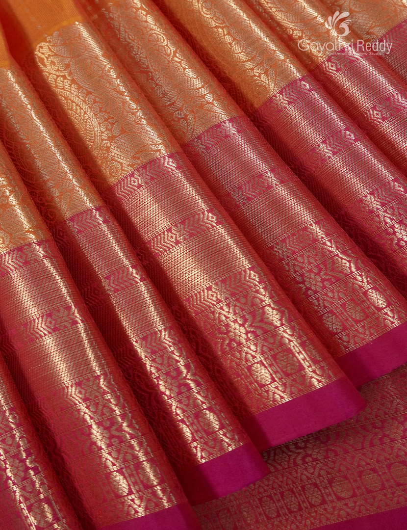 Pure Kanchipuram Silk in Rust Orange and Rani Pink
