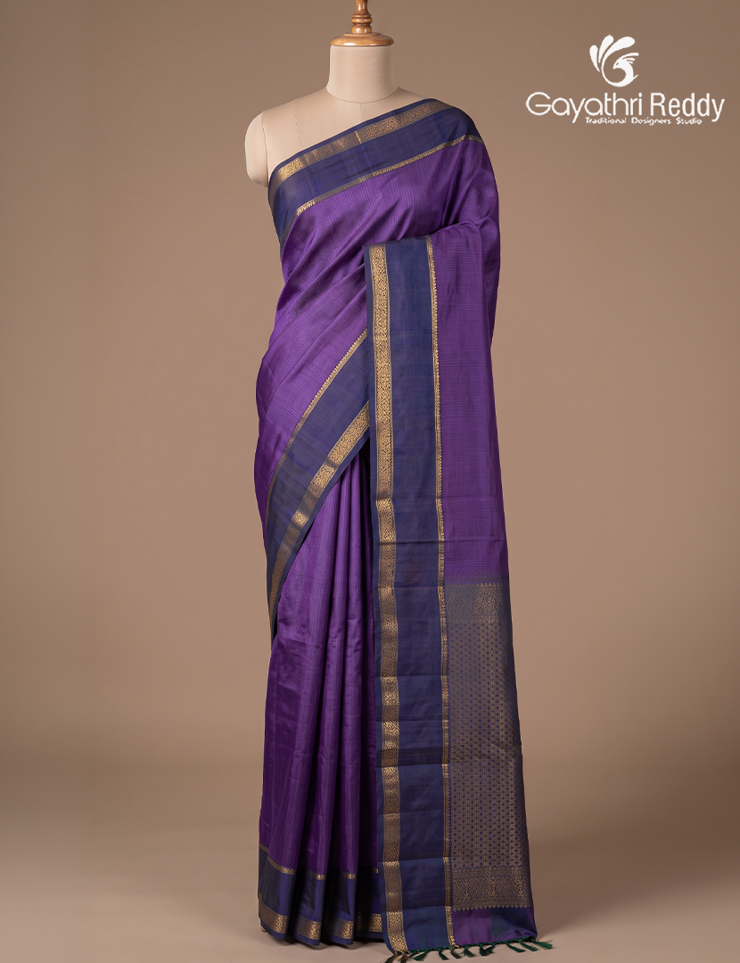 Pure  Kanchipuram Light Weight Silk Saree in Deep Purple and Navy Blue