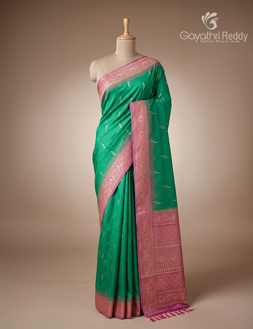 Semi Kanchipuran Silk Saree in Sea Green and  Rani Pink