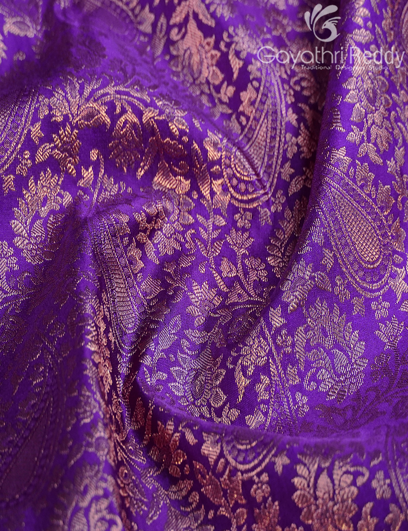 KANCHI PATTU-KP8435