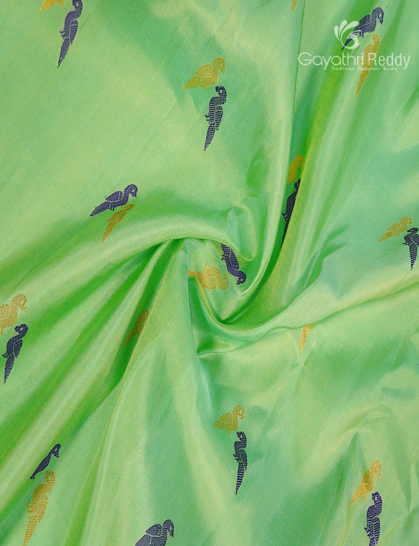 Pure Gadwal Silk Saree in Light Green