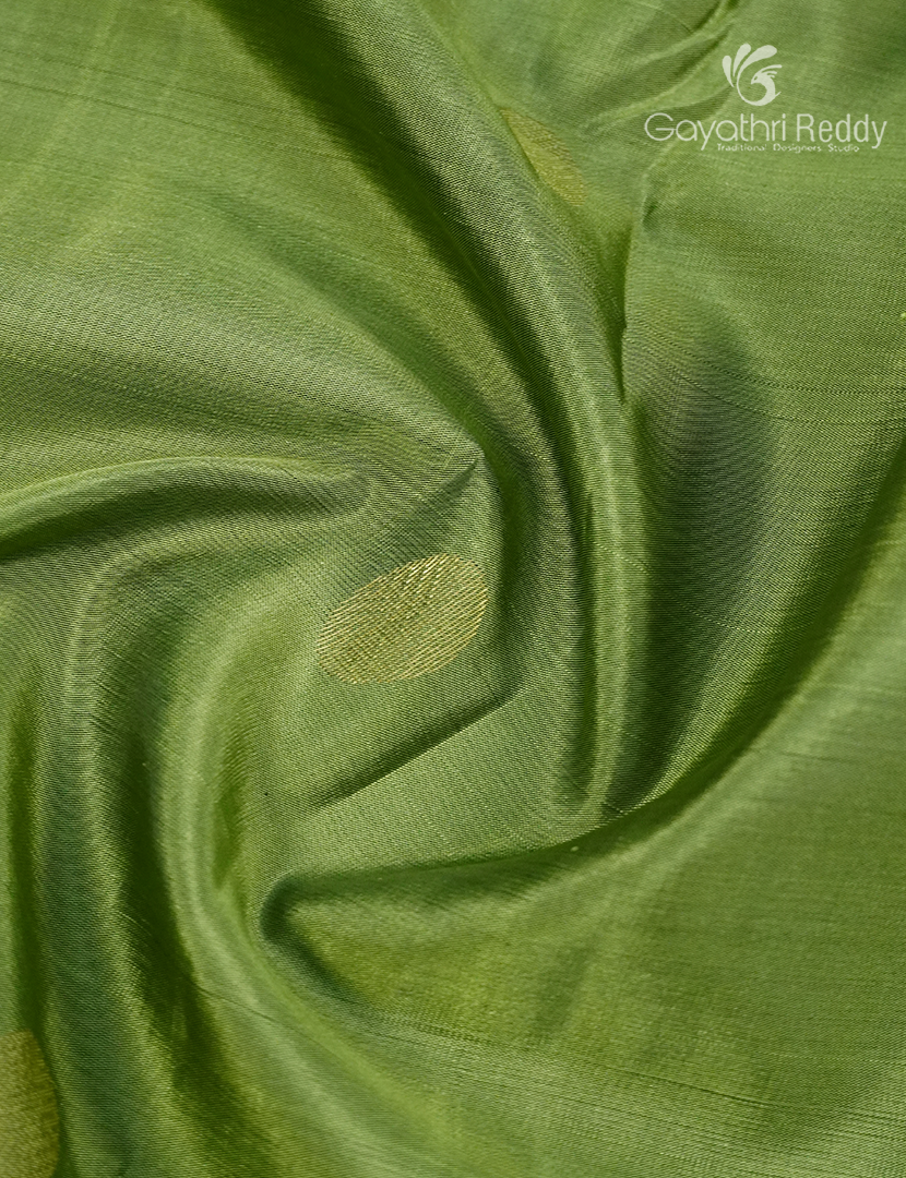 Pure Kanchipuram Silk Saree in Olive Green and  Royal Blue(Medium Borders )-KP8774