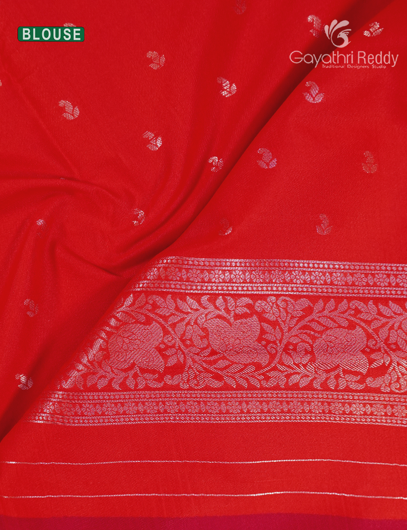 Semi Kanchipuram Art Silk Saree in Red
