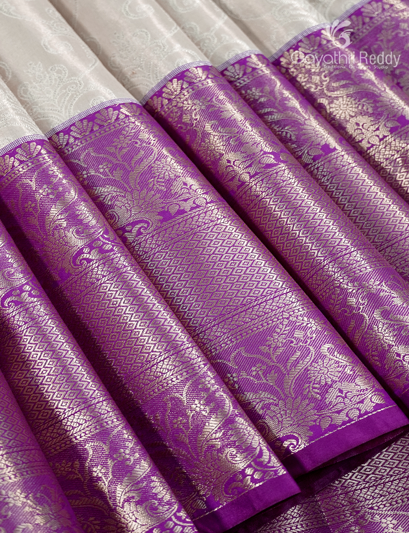 Semi Kanchipuram Silk Saree in Milk White and Magenta