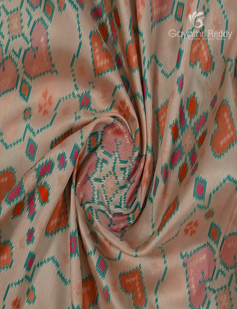 Semi Kanchipuram Art Silk Saree in Ivory and Rani Pink