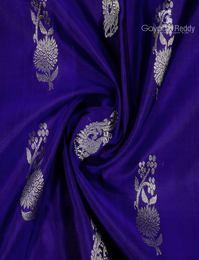 Pure Venkatagiri Silk Saree in Deep Blue and Green