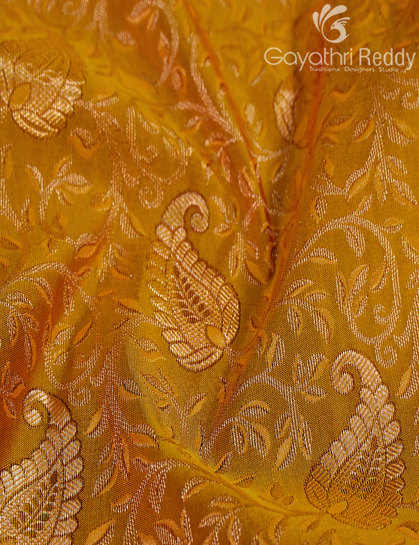 KANCHI PATTU-KP8436