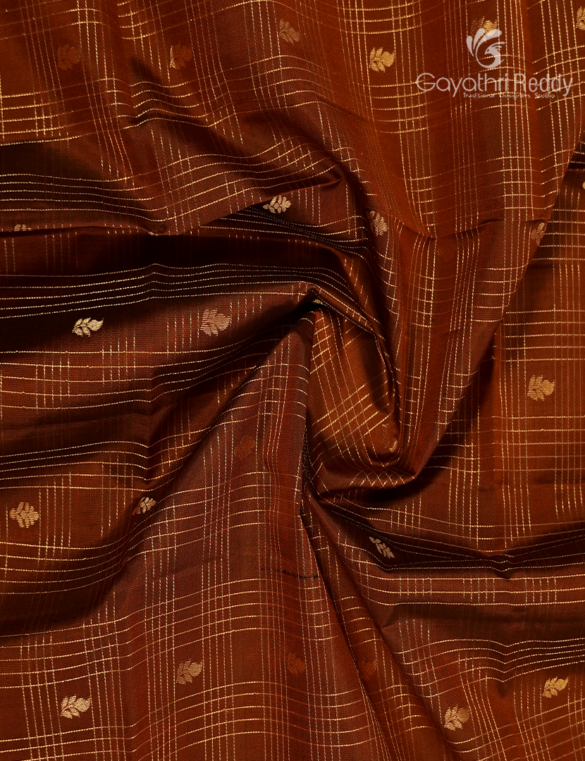 Pure Kanchipuram Vintage Silk Saree in Rust Orange and Green