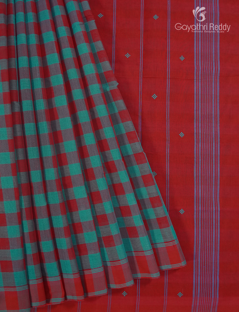 Pure Kanchi Cotton Saree in Rama Green and Red