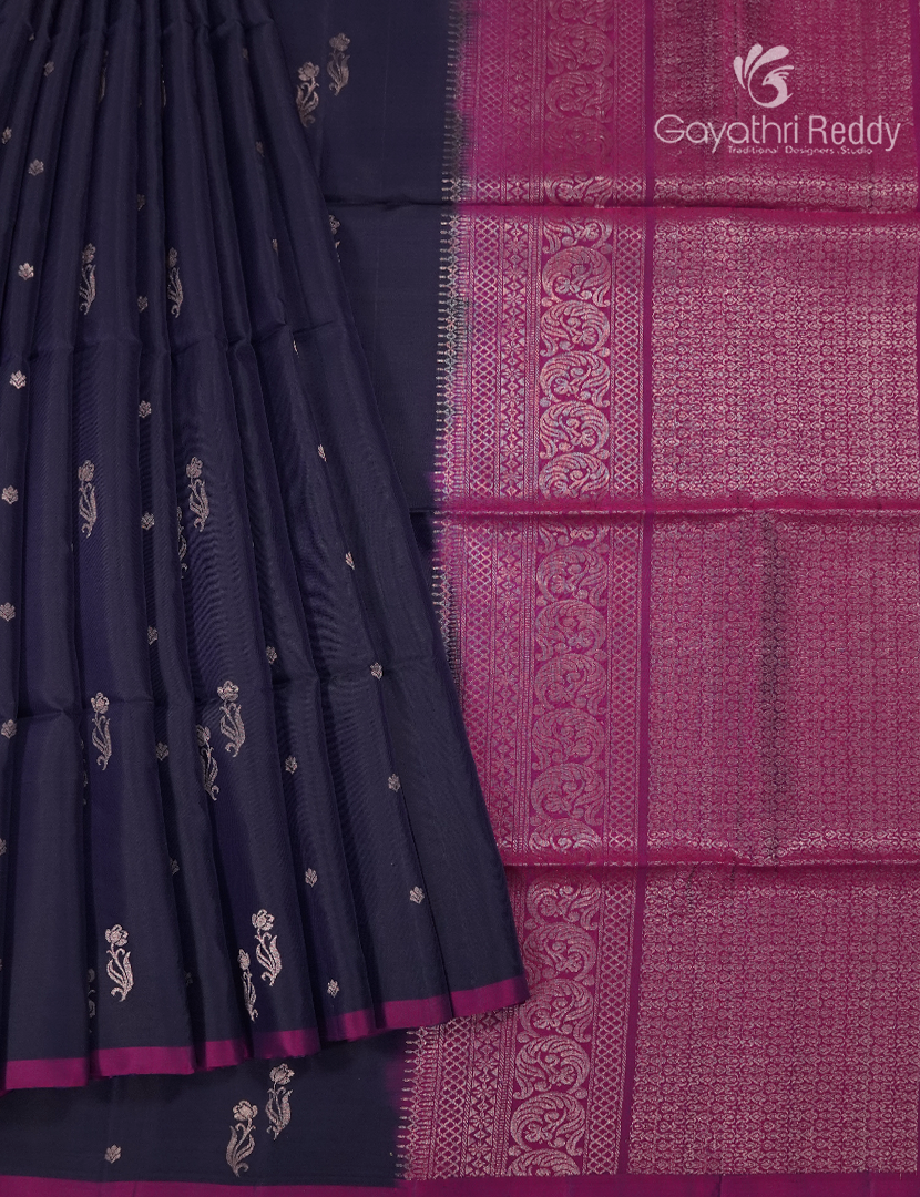 Pure  Kanchipuram Light Weight Silk Saree in Navy Blue and Magenta