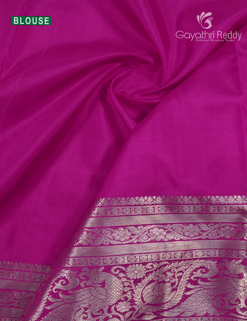 Pure Venkatagiri Silk Saree in Peach Pink and Pink