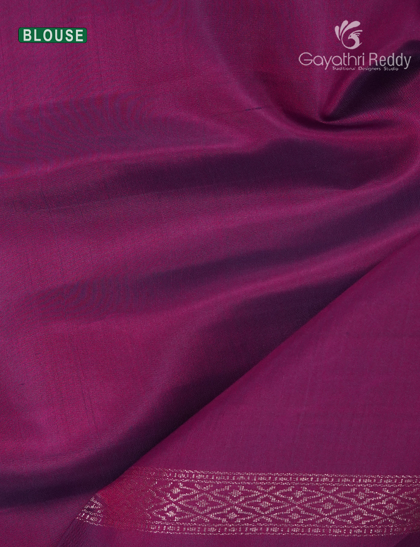 Pure  Kanchipuram Light Weight Silk Saree in Navy Blue and Magenta