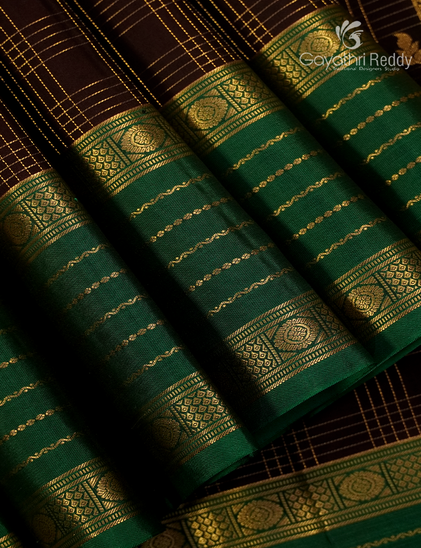 Pure Kanchipuram Vintage Silk Saree in Deep Choco Brown and Green