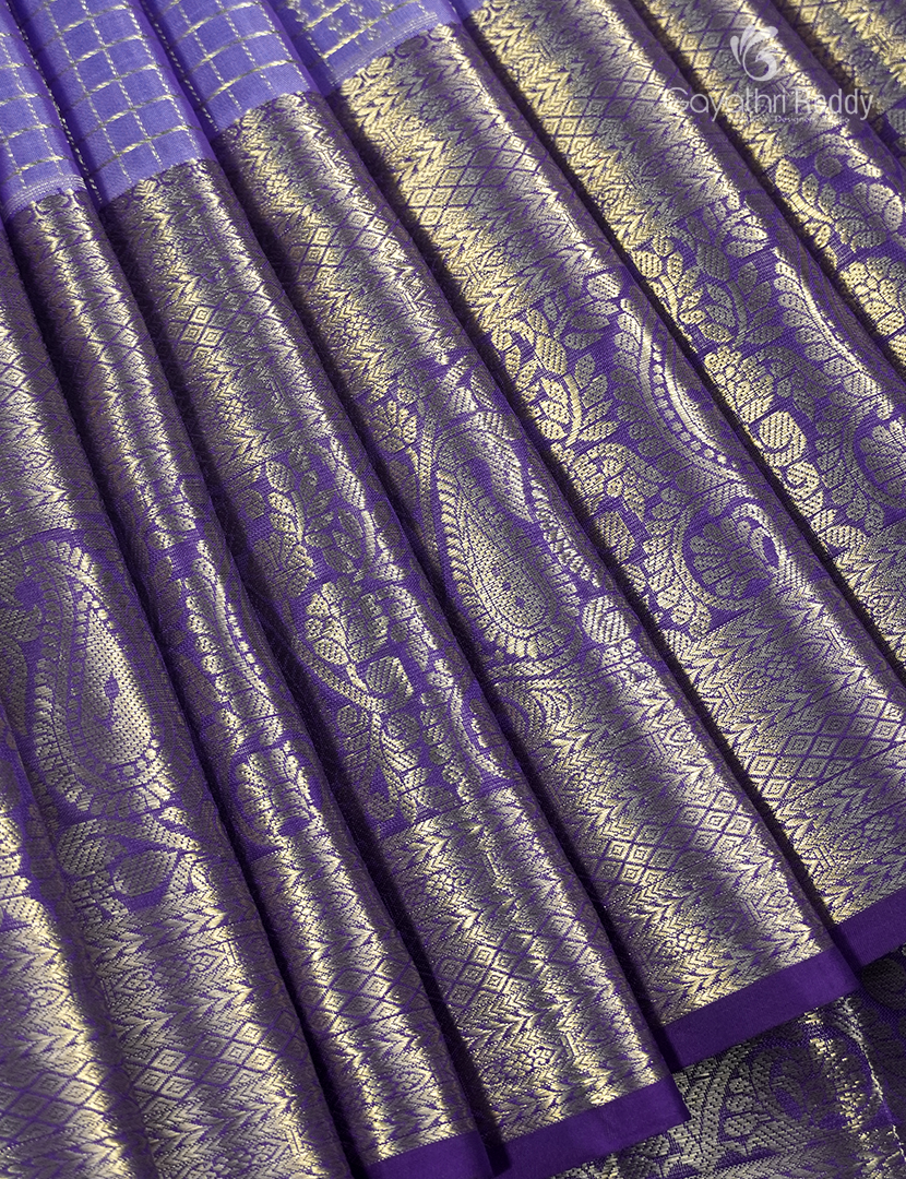 Pure Kanchipuram Vintage Saree in Lavender and Purple
