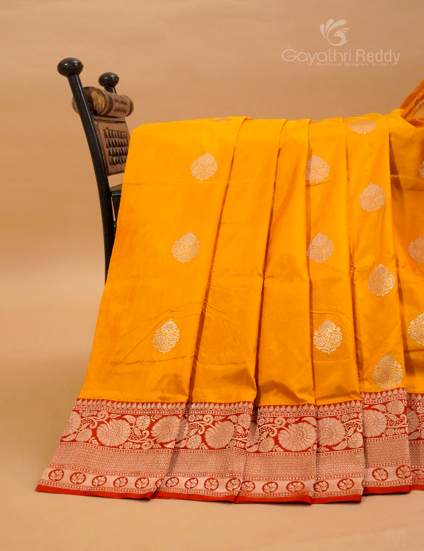 PURE BANARAS KATAN SILK-BP861