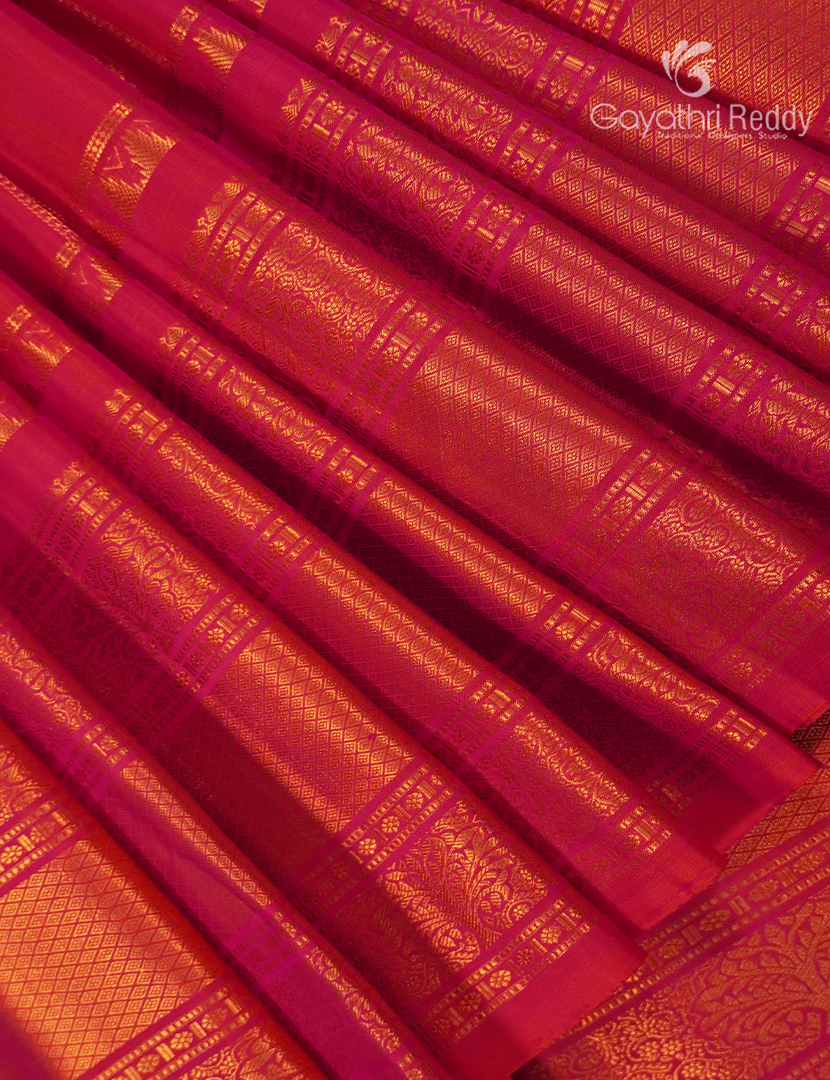 Pure Gadwal Silk Saree in Ruby Pink