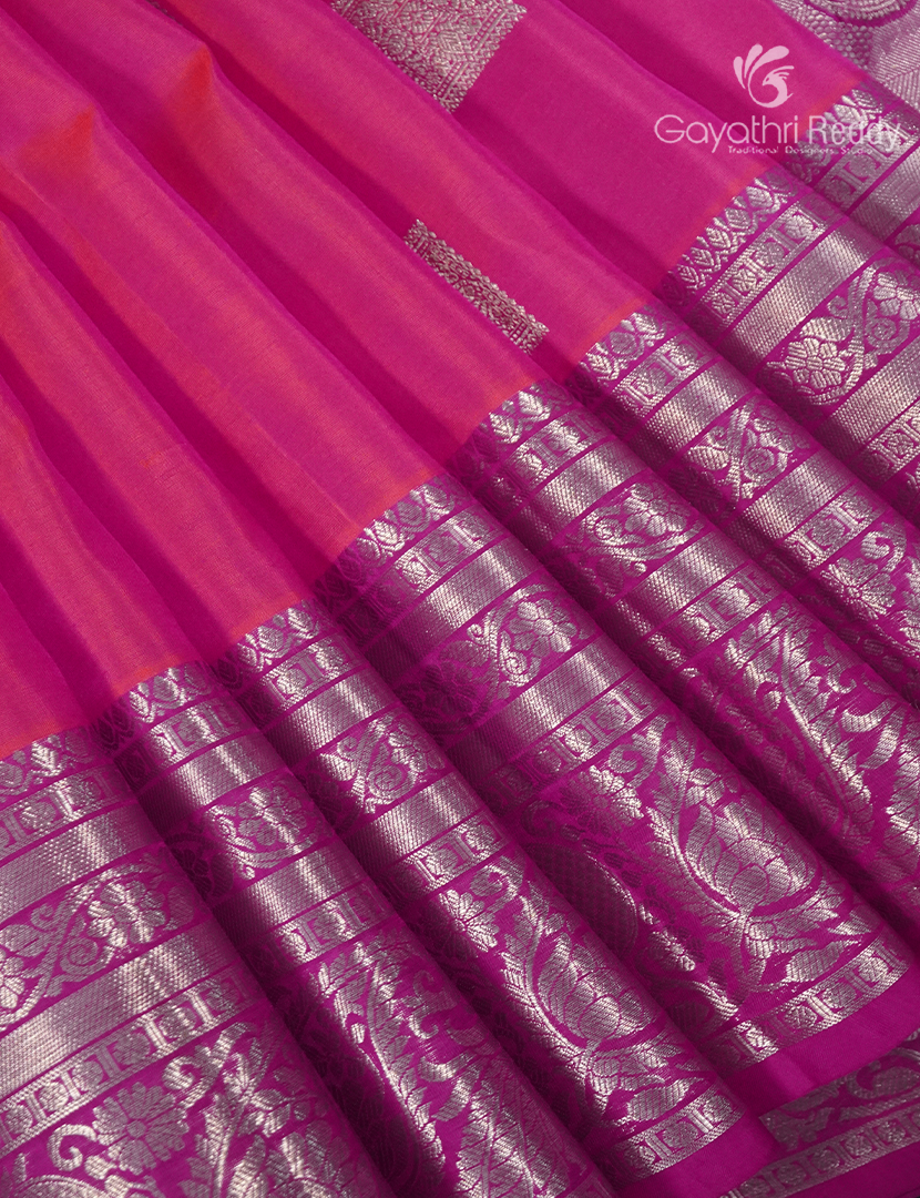 Pure Venkatagiri Silk Saree in Peach Pink and Pink