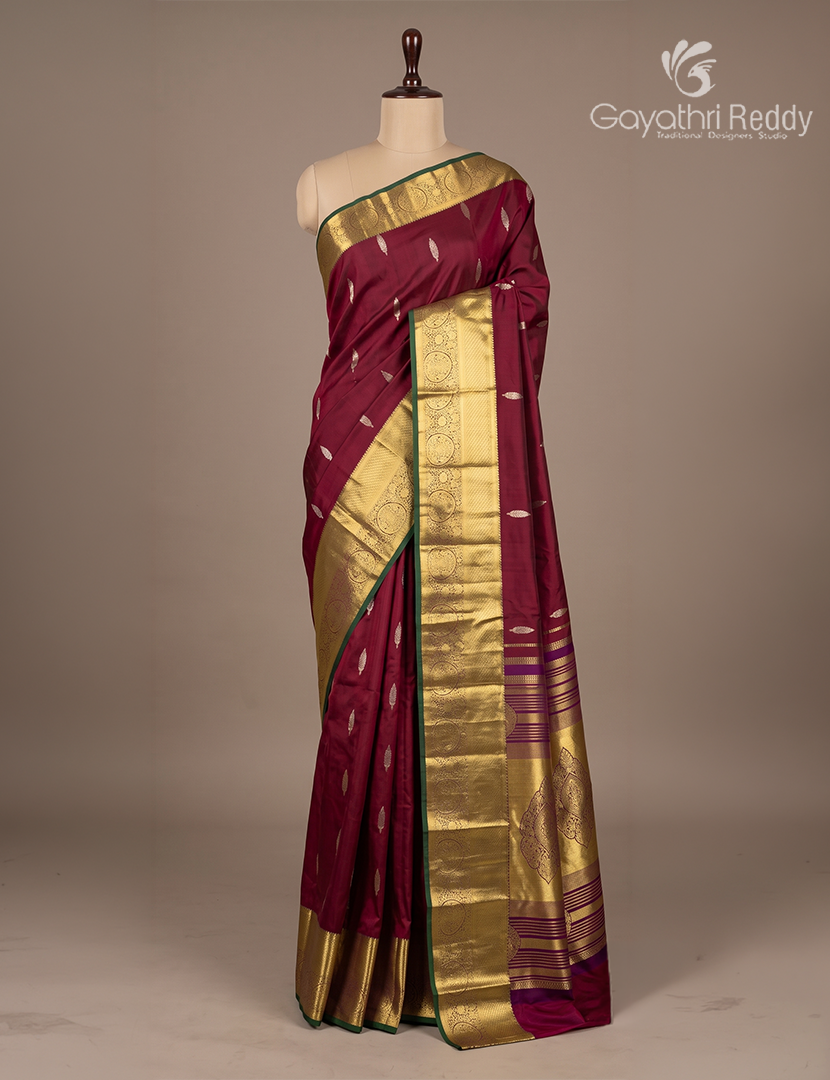 Semi Kanchipuram Silk Saree in Maroon and Bottle Green
