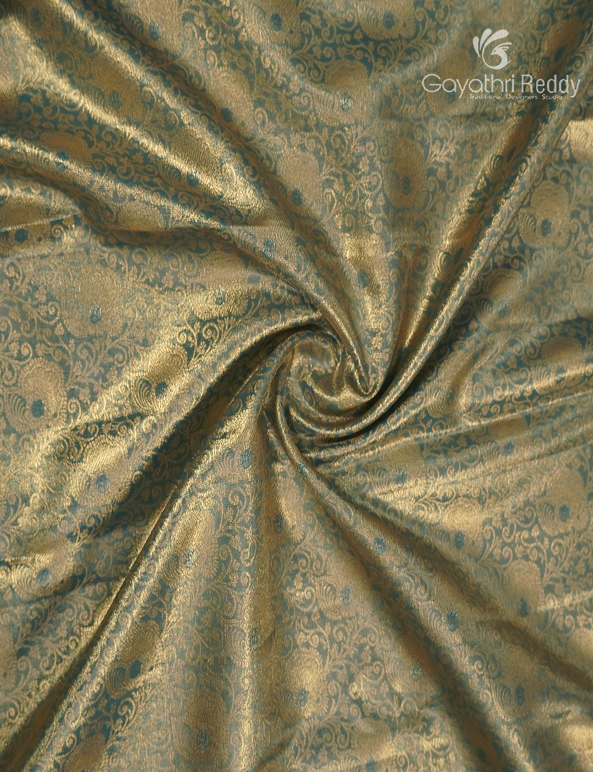 Semi Kanchipuram Silk Saree in Grey