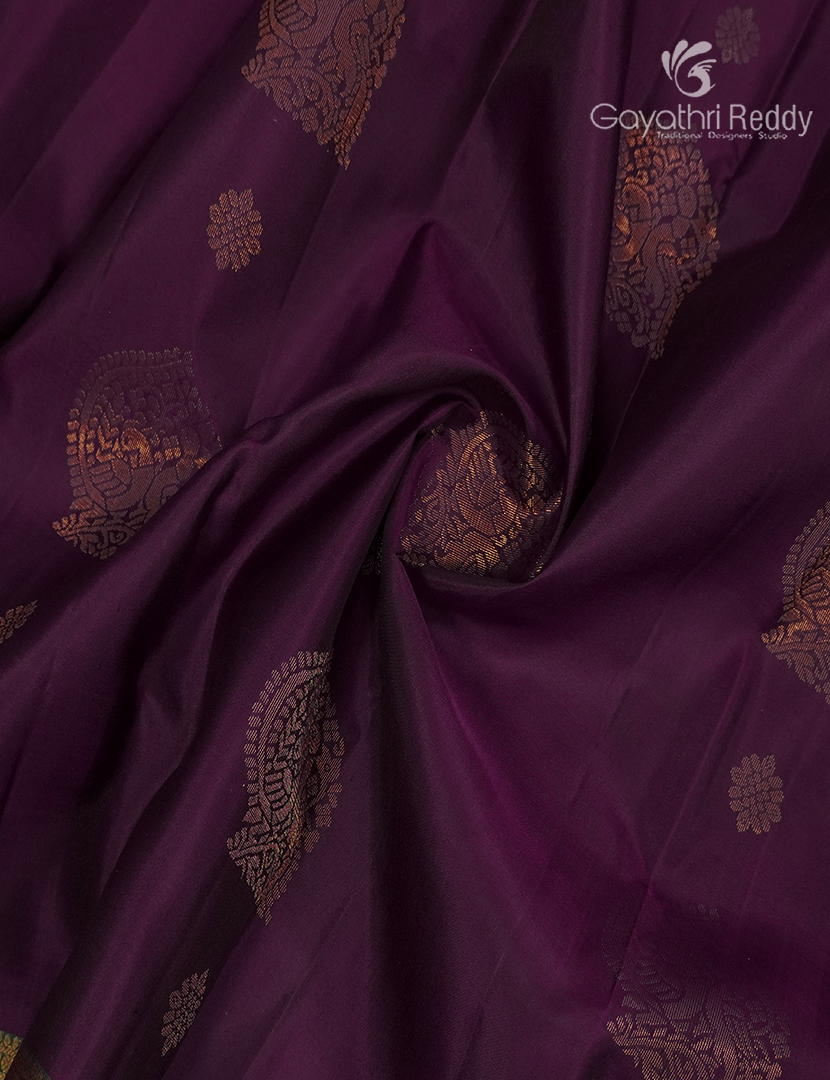Pure Kanchipuram Silk Saree in Deep Purple and Deep Peacock Green
