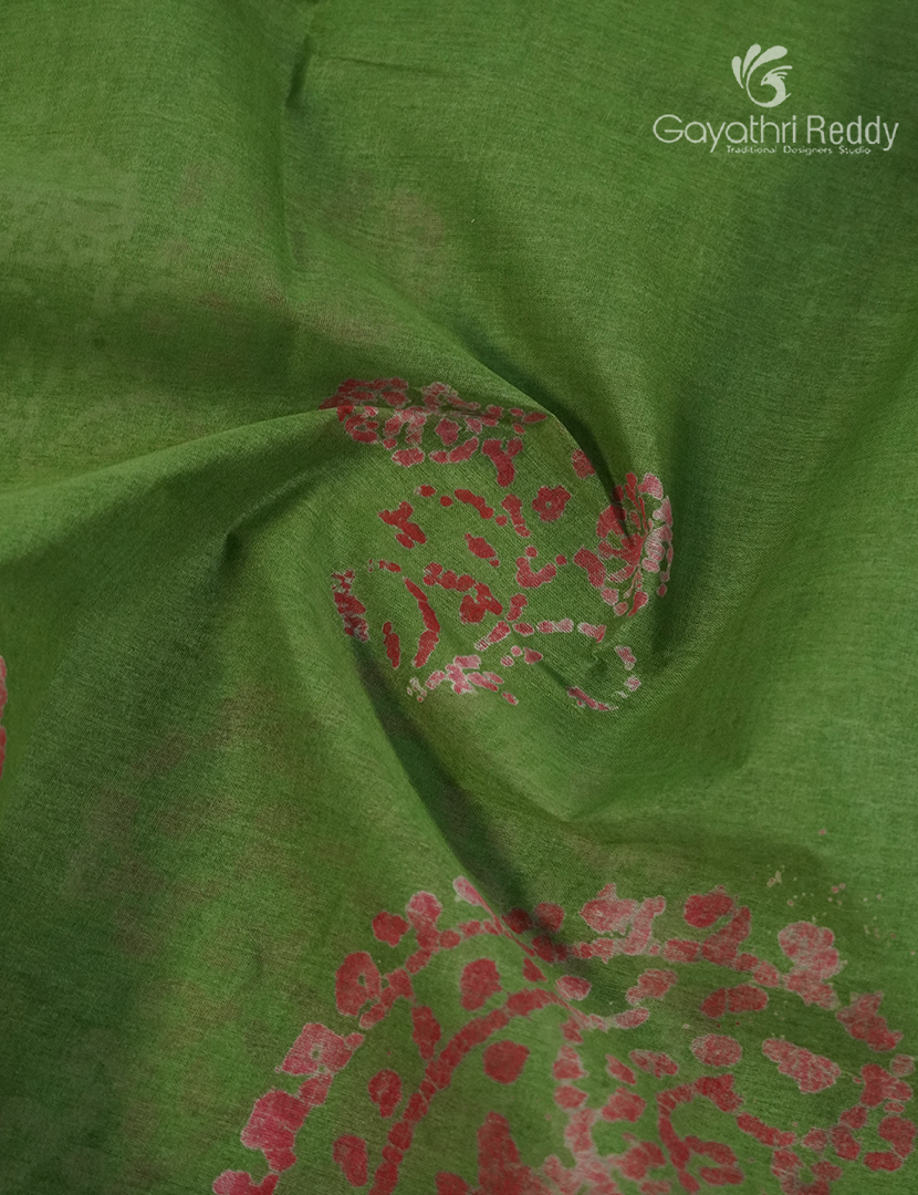 Cotton Batik Print Saree in Mehendi Green