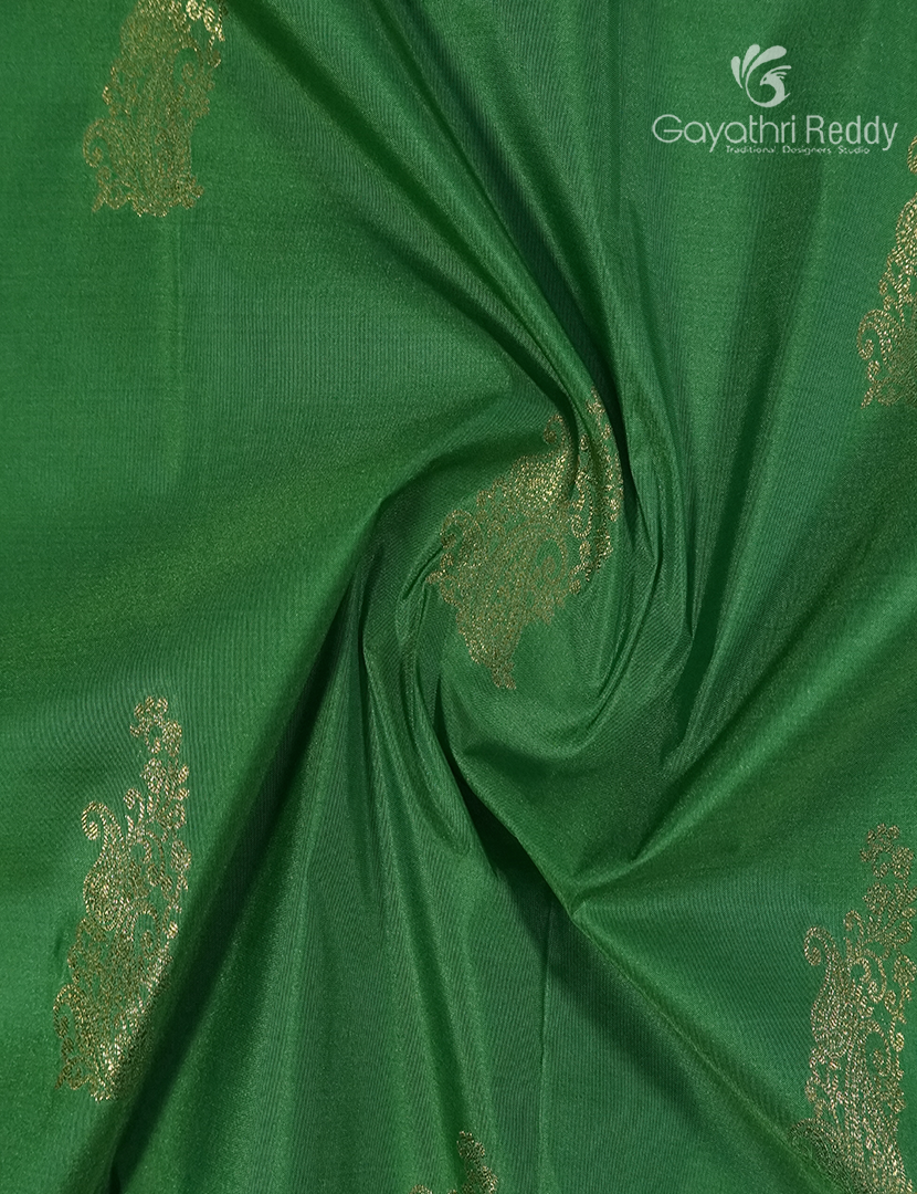 Semi Kanchipuram Silk Saree in Deep Sage Green and Deep Violet