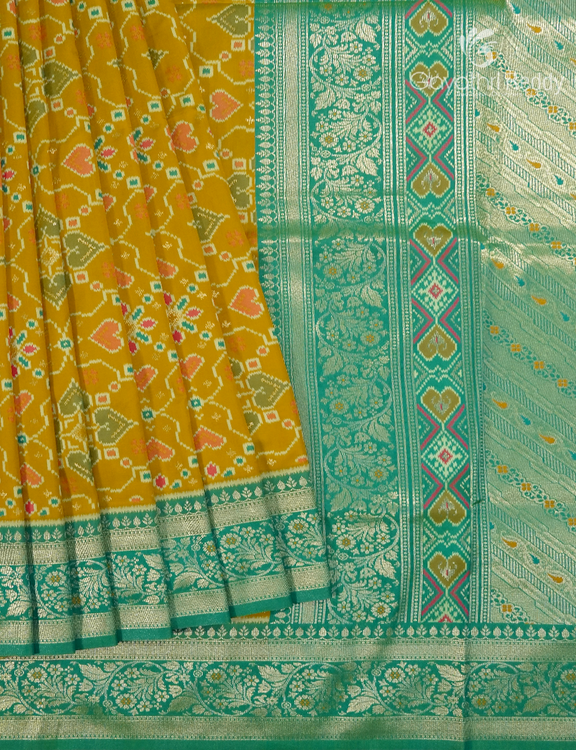 Semi Kanchipuram Art Silk Saree in Dry Mehendi and Leaf Green