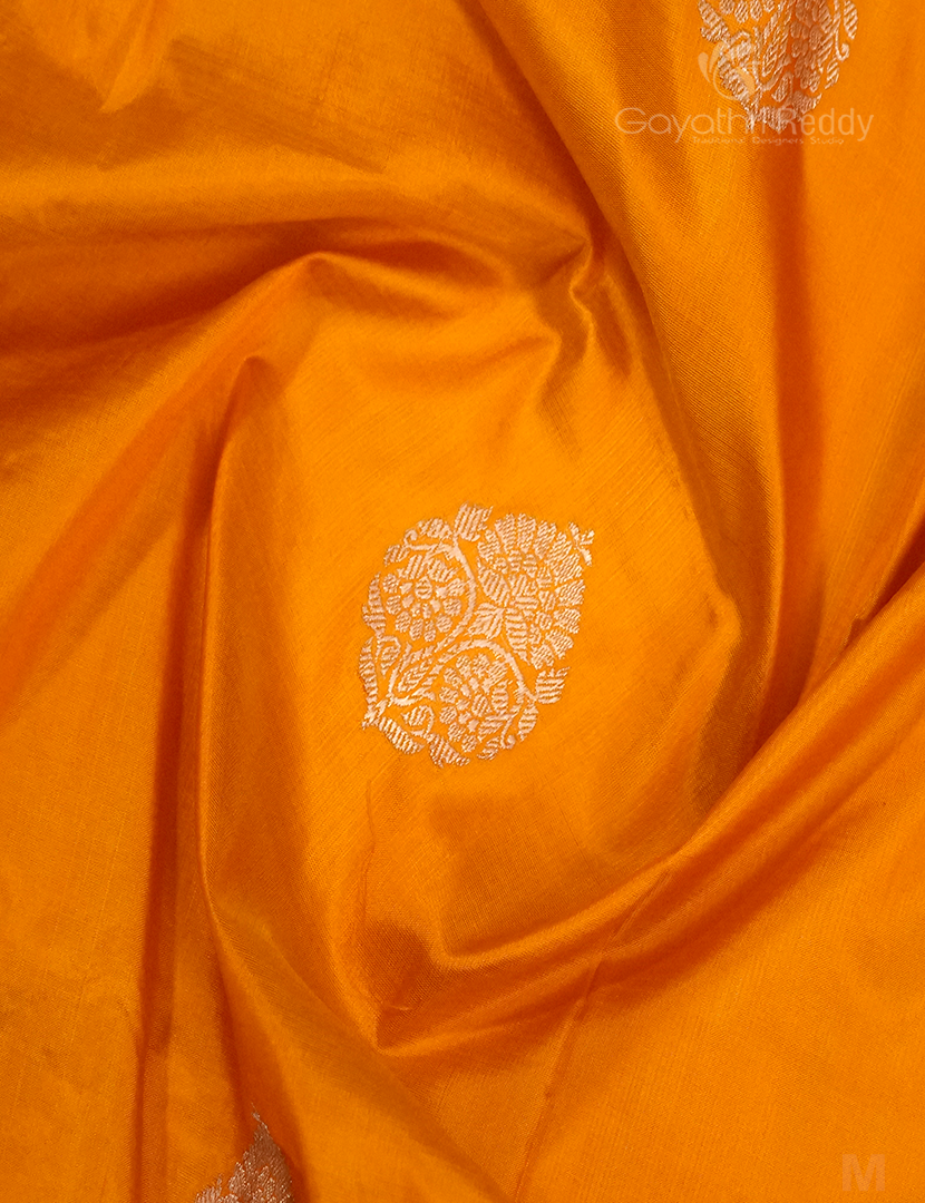 PURE BANARAS KATAN SILK-BP861