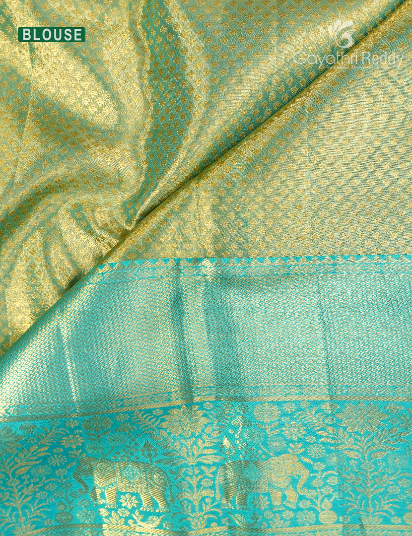 Pure Kanchipuram Muhurtham Silk Saree in Gold and Sea blue