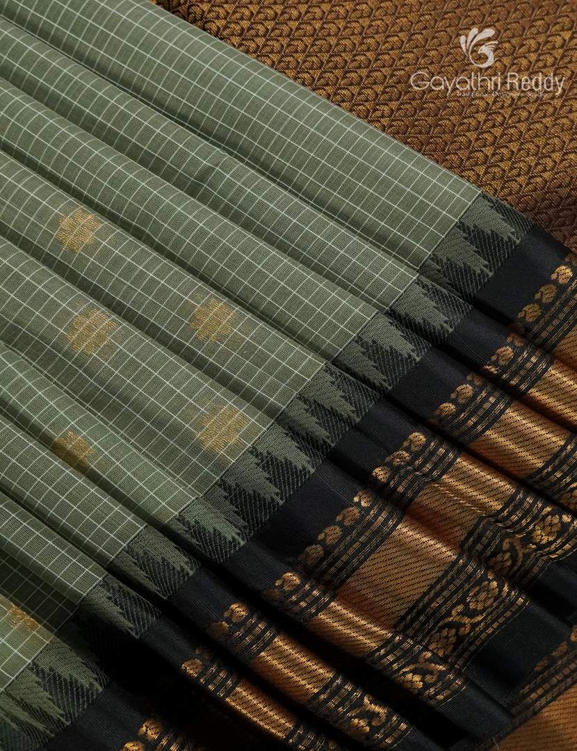 Pure Gadwal Cotton Saree in Grey and Black