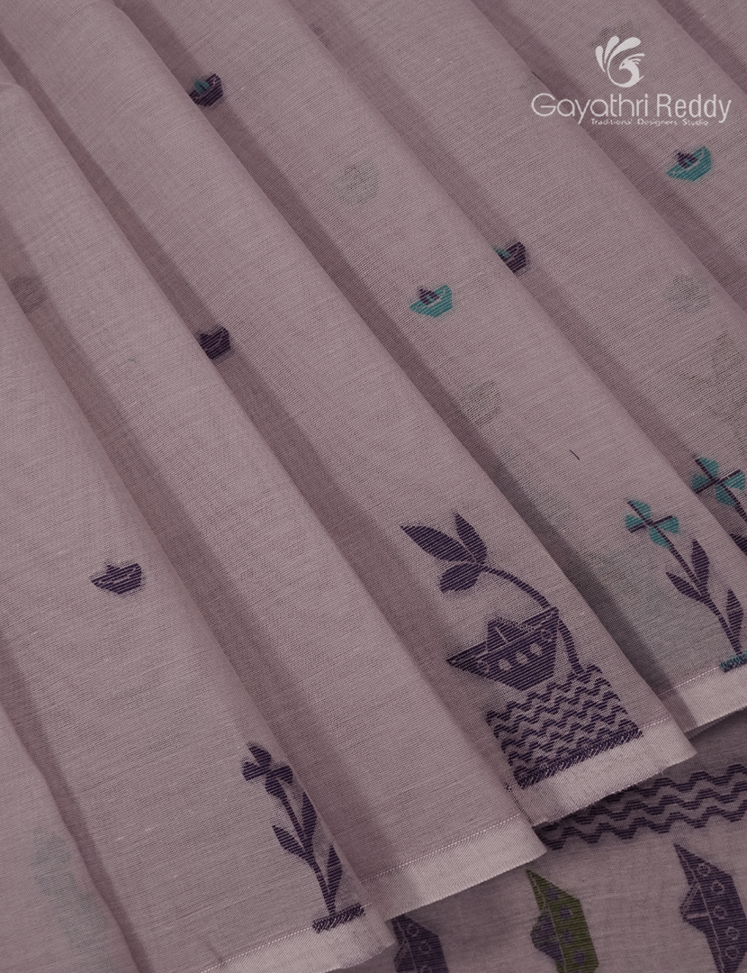 Jamdani Cotton Saree in Off White