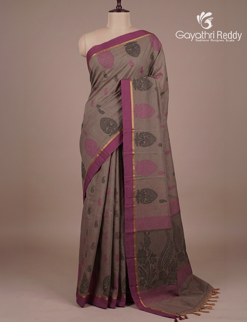Pure Kanchi Cotton Saree in Ash Grey
