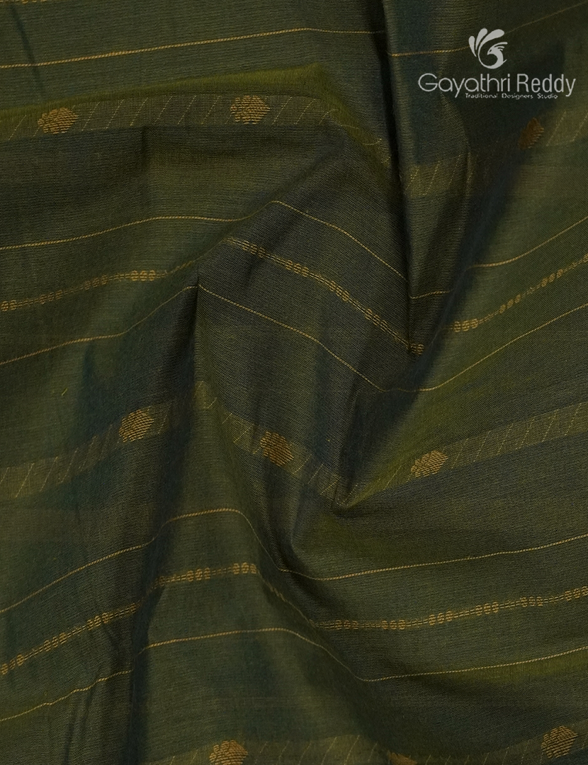 Pure Kanchi Cotton Saree in Deep Olive Green