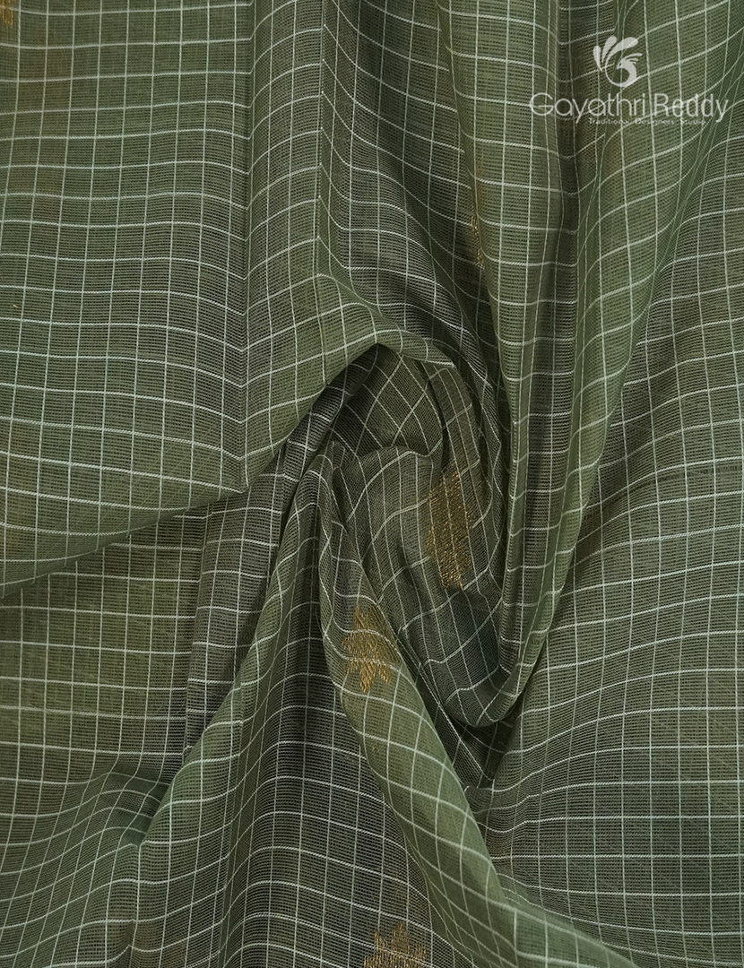 Pure Gadwal Cotton Saree in Grey and Black